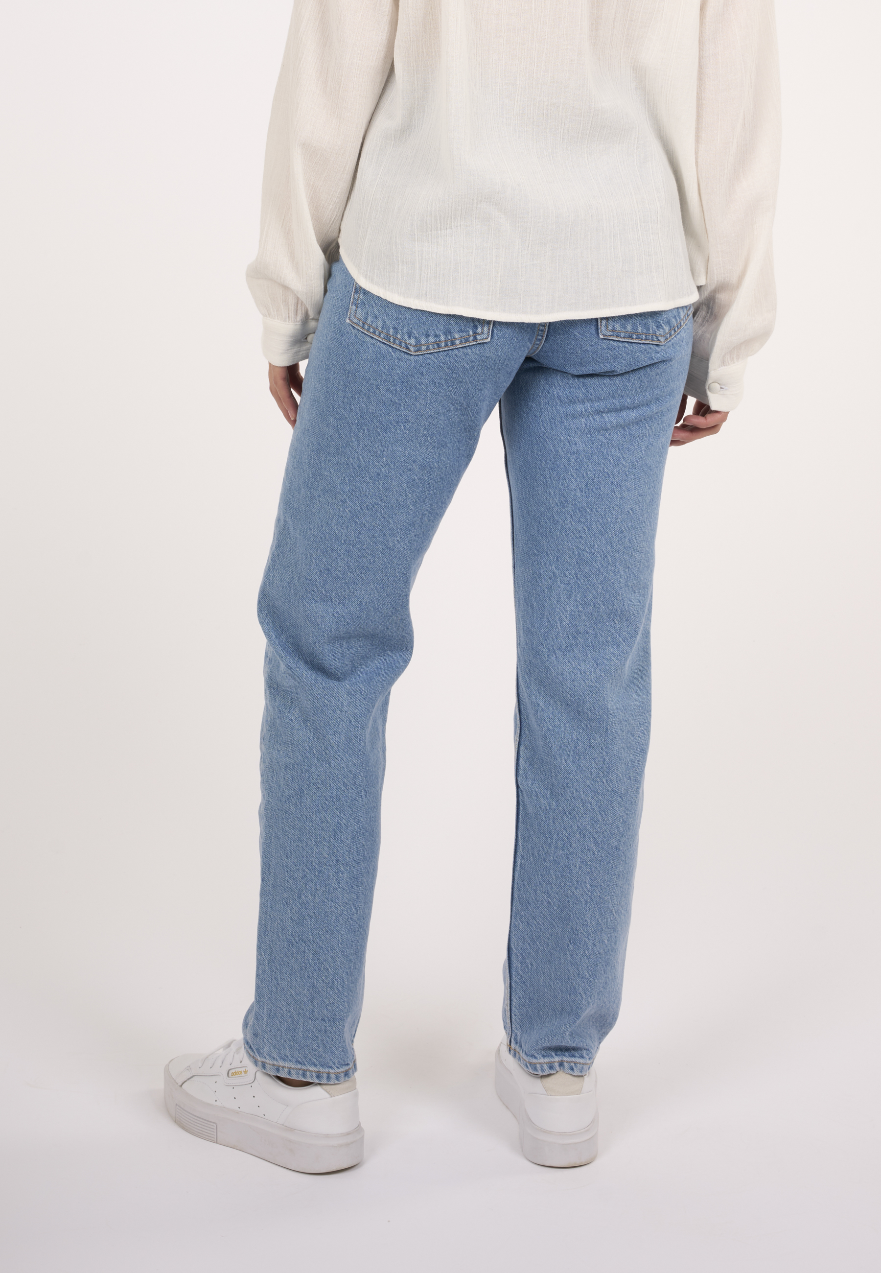 Tapered Jeans REBORN™ STELLA Bleached Stonewash
